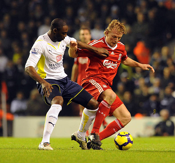 由东道主摩 由东道主摩